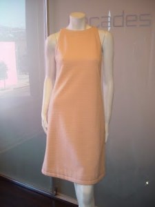 TORRENE+PARIS+HAUTE+COUTURE+TRAPEZE+DRESS+IN+PINK+WOOL+JERSEY+WITH+RING+DETAIL+C+60S.JPG